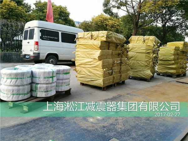 橡胶接头使用寿命的注意事项
